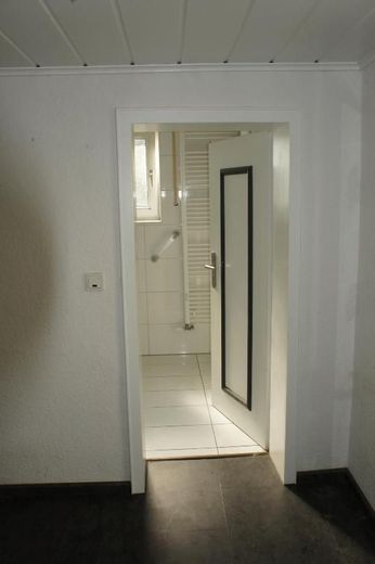 ** RENOVIERTES EINFAMILIENHAUS - IN RUHIGER LAGE IN SELBACH ** – Bild 14