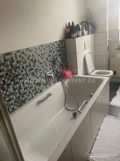 27833 HomeCompany Dresden Möbliert/Furnished 4-Zimmer Apartment mit Balkon in Dresden max. 6 Personen – 7b52888dd74284bee1c38ae497fbfdca9ae94834.jpg