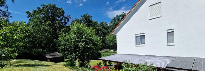 Familientraum mit 5 Zimmern und 145qm, großes Grundstück sehr idyllisch am Waldrand