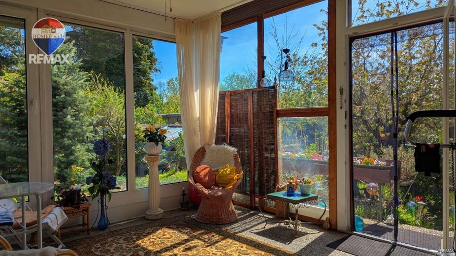 Einfamilienhaus in Berlin-Lichtenrade mit Vollkeller, Garage, 5 Zimmer| 596 m² Grundstück |Kamin &amp; Garten! – Wintergarten