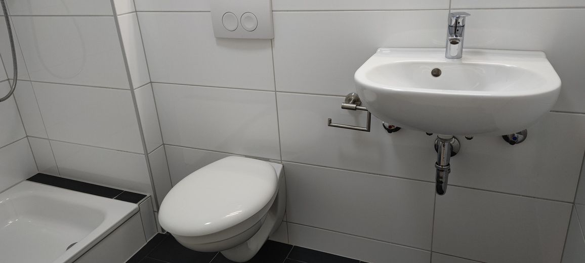 #2.17# Sehr schöne vollmöblierte Galeriewohnung mit Balkon. Ab Oktober. – Foto 14