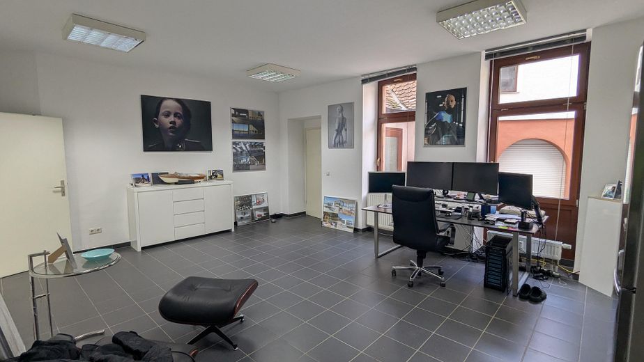 Büro oben/Erweiterung Laden