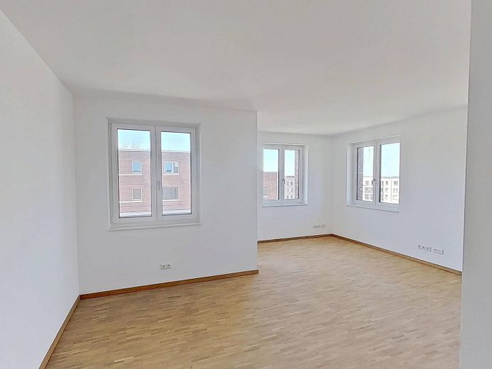 *1 NKM sparen bei Einzug* Modernes Wohnen in Kronsrode: 2-Zimmer-Wohnung mit EINBAUKÜCHE, LOGGIA und BALKON – Ansicht II: Wohn- und Esszimm…