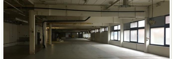 Склад, виробництво 559 м², рампова доставка в Нюрнберзі, Лангвассер