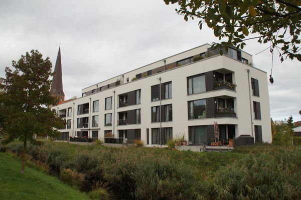 Großzügige 4-Zimmerwohnung in Rostock zwischen Stadtmauer und Warnow gelegen