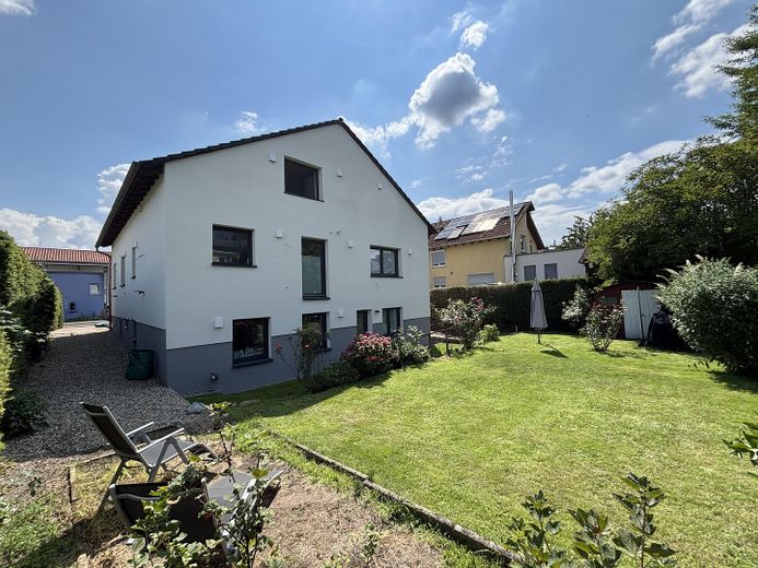 rückwärtige Ansicht