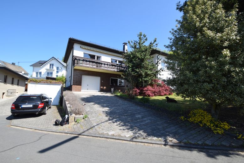 2 Garageneinheiten