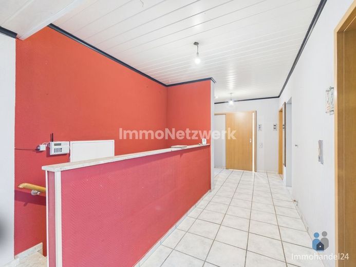 TOPANGEBOT***Bungalow mit großem Grundstück unmittelbar am See***NEU – Flur