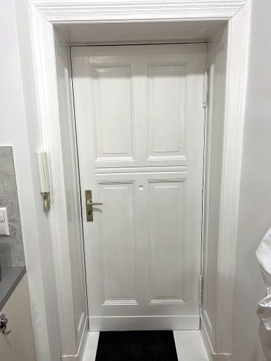 Wohnen auf Zeit am Boxhagener Platz – vollmöbliertes, saniertes 1-Zimmer-Altbau-Atelier ab 01.10.26 – Foto 14