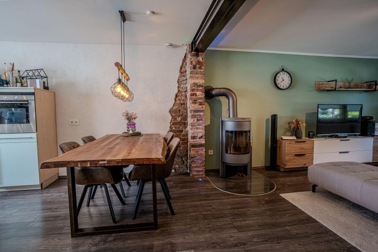 Excepcional piso en propiedad con jardín, terraza en la azotea, Wallbox y chimenea – Foto 1