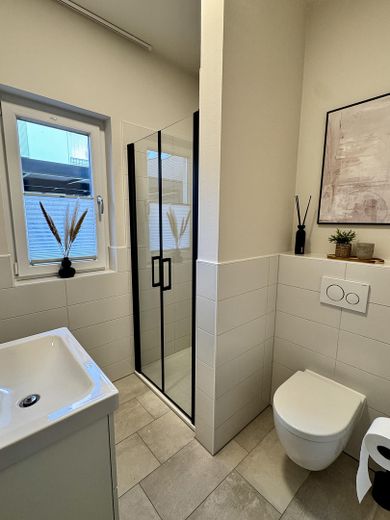 Moderne Stadtvilla mit Pool in Schulzendorf – familienfreundlich & energieeffizient – फोटो 7