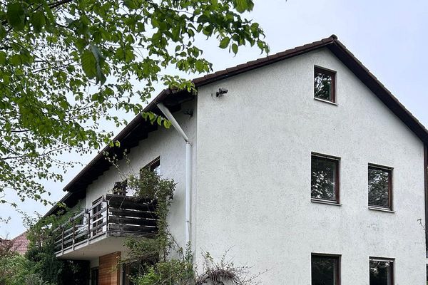 Krailling'de güzel, komisyonsuz yarı müstakil ev