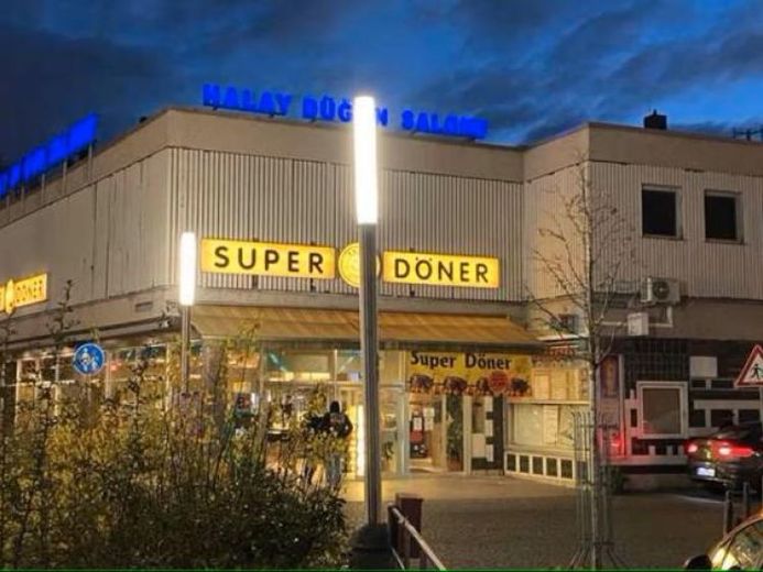 Immeuble résidentiel et commercial avec potentiel d'extension – Foto 1