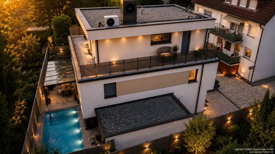 Moderne Stadtvilla mit Smart-Home-Komfort und Spa-Charakter an der Alten Veste in Zirndorf – Bild 4