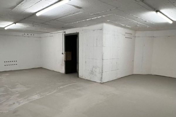 Powierzchnia archiwalno-magazynowa przy Beethovenplatz, doskonała lokalizacja w centrum miasta