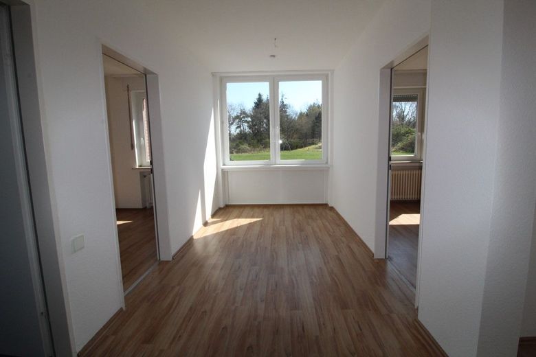 Apartment building in an excellent location with conservatory, 4 garages + building plot for 4 apartments – a5175807-1893-4674-b5a9-64a9e9f8d06e