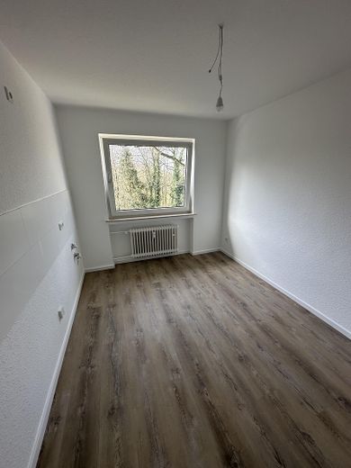 Schöne Sanierte 3-Zimmer Wohnung am Waldrand von Dellwig – Kinderzimmer/Arbeitszimmer