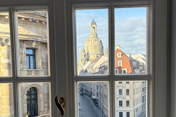 Palacio Kurländer: oficina/despacho de 110 m² con vistas a la Frauenkirche