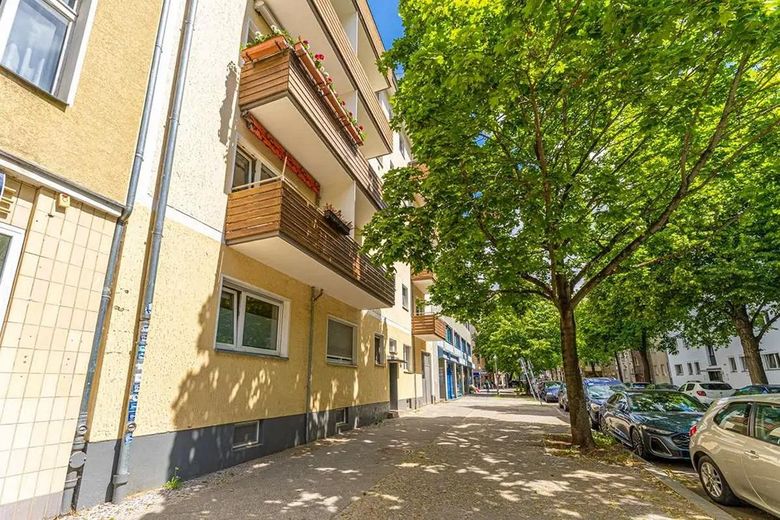 Komfortable, möblierte 2‑Zimmer‑Wohnung mit Top‑Anbindung an U7/U9 in Berlin‑Wilmersdorf – Foto 2