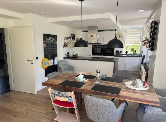 Essbereich, Blick in die Küche