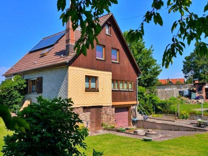 Einfamilienhaus in zentraler Lage von Hildburghausen – फोटो 1
