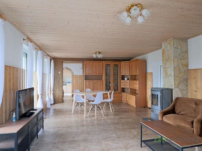 (EF0802_M) Dresden: Loschwitz/Wachwitz, großzügiges möbliertes Apartment mit Kamin, eigener Sitzecke und Außenbank, WLAN – Foto 1
