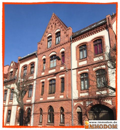 3-Zimmer-Wohnung, schön und gemütlich im Zentrum zu vermieten! – Hausansicht