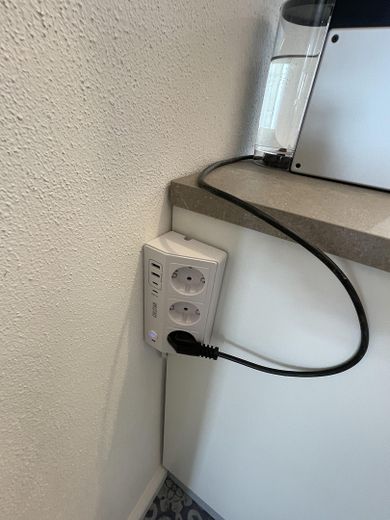 Stromanschluss mit USB