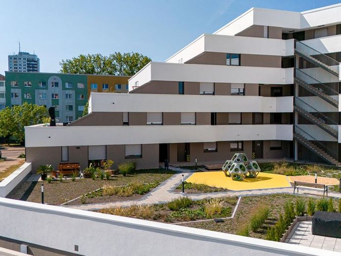 Exclusive terrace apartment I guest WC I open-plan living area | separate kitchen | elevator I underground parking – Photo 1