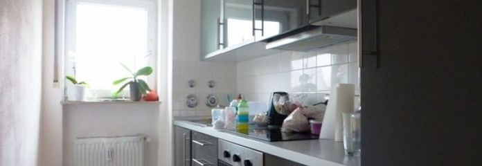 Goed uitgeruste en mooie, lichte 2-kamerwoning met balkon en parkeerplaats