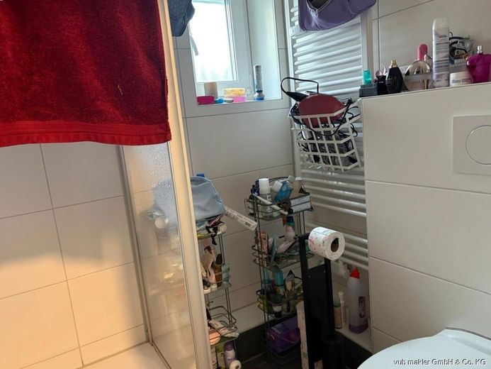 REDUZIERT!!Erdgeschosswohnung in ruhiger Lage von Selb – VUB0002273-3