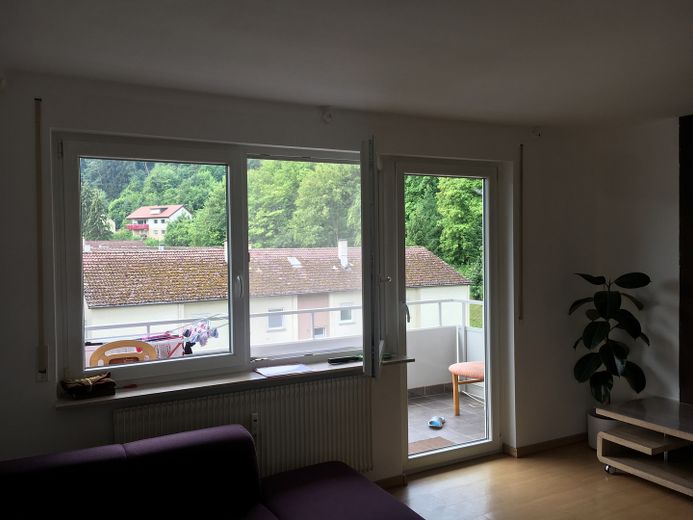 Wohnzimmer Balkonfenster