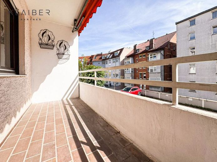 ***Investissement parents-enfant au Marienplatz – Le tremplin vers la vie Idéalement situé, ascenseur, place de parking dans la cour*** – Photo 1