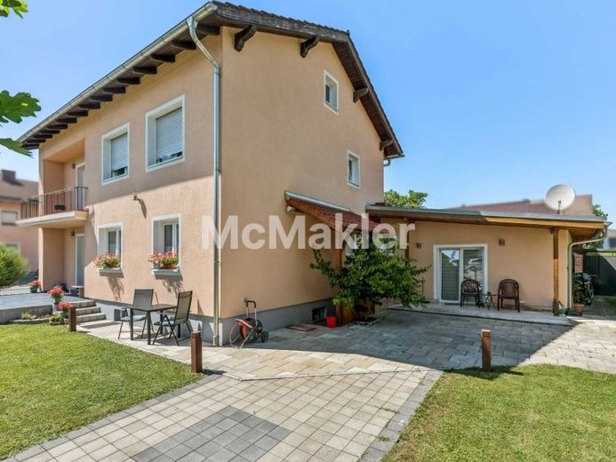 Top gepflegtes Wohnobjekt mit vier Einheiten, Dachterrasse, Garten & vielseitiger Nutzung – Foto 1