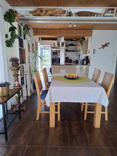 Energy-efficient passive house in a quiet location – Wohnzimmer