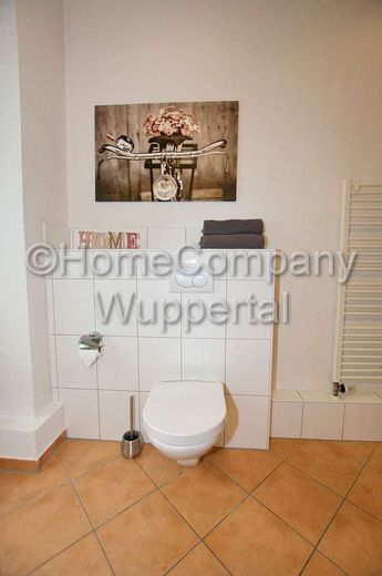 Moderne Altbauwohnung im Boho-Style mit DSL und Waschmaschine, Nähe Barmer Bahnhof und Opernhaus – d517c0c3b028cf9a58a0d82a1cbe47879cfa1a49.jpg