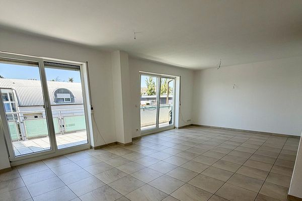 Wohnen mit Blick auf Burg Frankenstein -Erstbezug nach Renovierung- 2-Zimmer mit EBK & TG-Stellplatz
