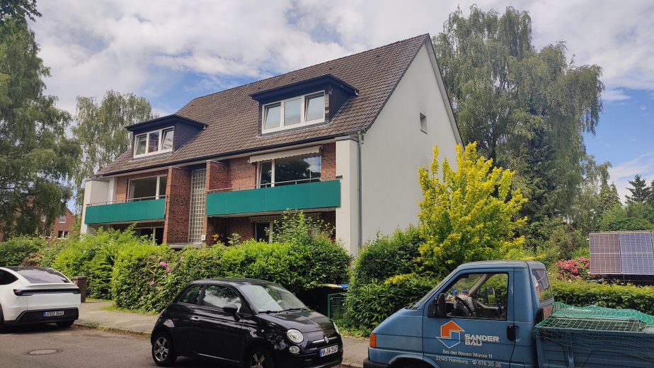 Refurbished 3-room apartment for rent in a good location in Rahlstedt – Hausansicht
