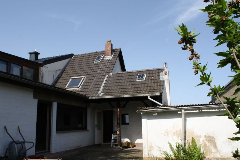 *****Ein echtes Juwel! sucht neuen Hausherrn***** – Terrasse