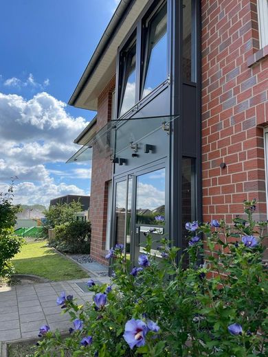 Ihr neues Zuhause im Grünen-4 Exklusive Eigentumswohnungen vor den Toren Osnabrücks (Garten/Balkon) – Hauseingang 