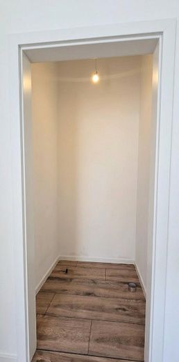 Nowoczesne mieszkanie o standardzie niemal nowym na 187m² z ogrodem - pierwsze zamieszkanie po remoncie – Foto 15