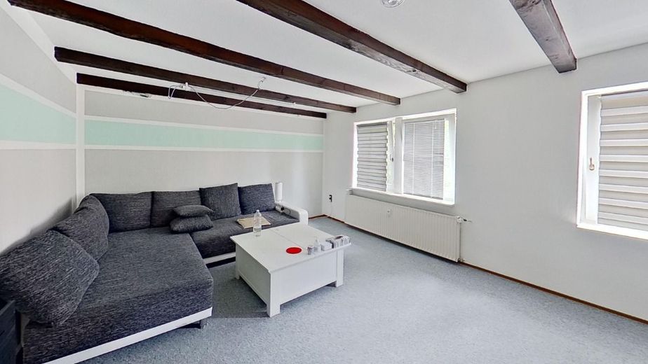 Niedliche Maisonette- Wohnung im Zentrum von Köthen – Wohnzimmer