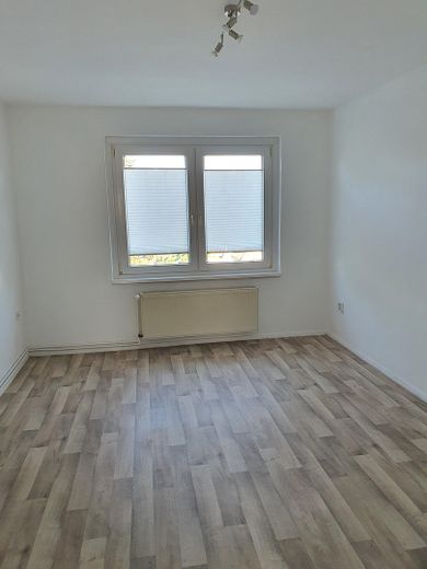 Apartamento de 3 habitaciones en Bln. Biesdorf – Schlafzimmer