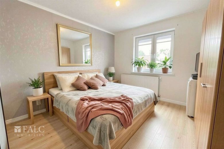 Einfamilienhaus mit großem Grundstück auf Rügen – EG Schlafzimmer - (KI generiert)