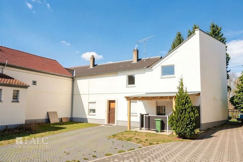 Mehrfamilienhaus mit Potenzial - attraktive Kapitalanlage auf 5.088 m² – Außenansicht Anbau