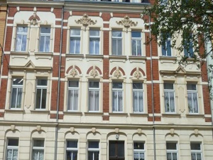 Großzügige 3 Raum Wohnung im Altbau – Foto 1