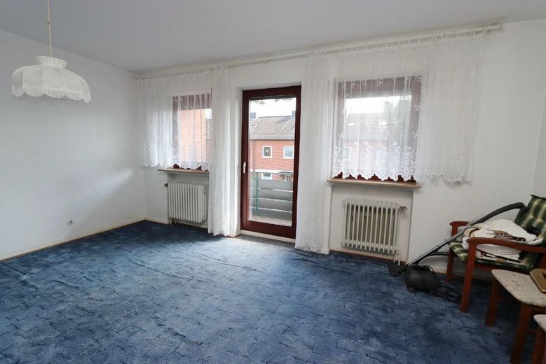 Schlafzimmer (kann 1,5 Zimmer)