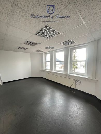 Moderne Bürofläche im Gewerbegebiet Saarlouis-Röderberg – Büro