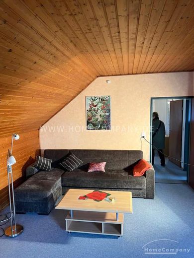 2 Zi.Whg., möbliert, mit Balkon. – a69dbb6934063273c62cea3c38b08729e7f6dfcd.jpg