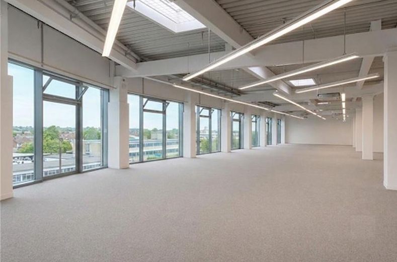 Moderne Gewerbefläche für Büro o. Showroom in zentraler Lage am Bhf. Südkreuz – 370 m² bis 1.000 m² – Foto 1
